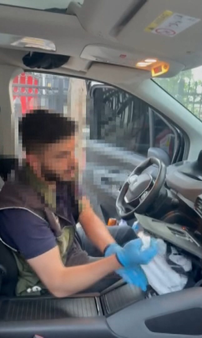 Polis uyuşturucu zulasının nasıl bulunduğunu görüntülü anlattı!