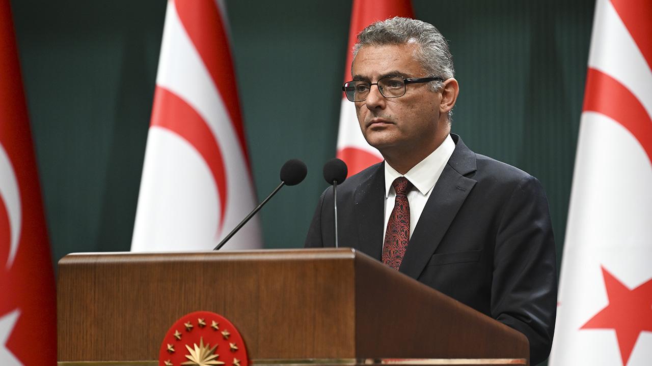 Tufan Erhürman hastaneye kaldırıldı!